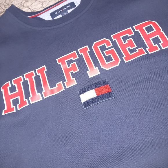 Tommy Hilfiger Crew Neck - Picture 2 of 3